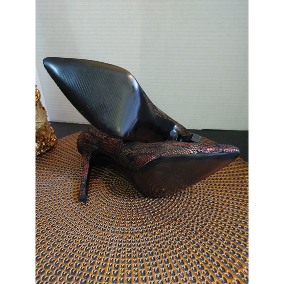 BCBG Generation Flash heels size 8B - Picture 6 of 6